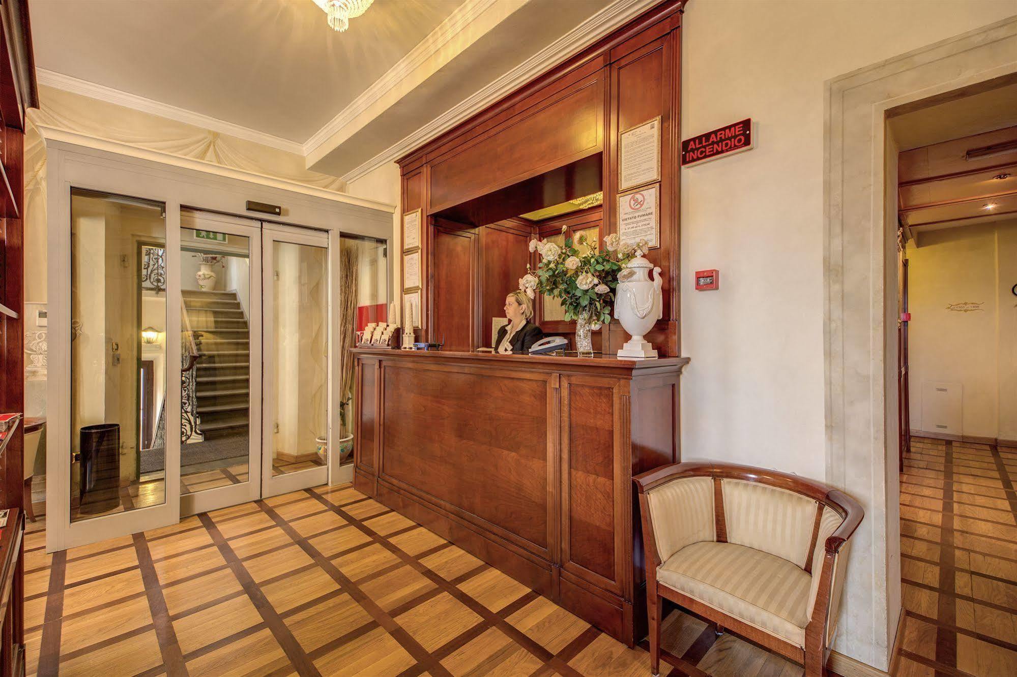 ホテル ビガッロ フィレンツェ エクステリア 写真